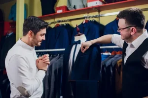 Single Uniform Vendor Strategy