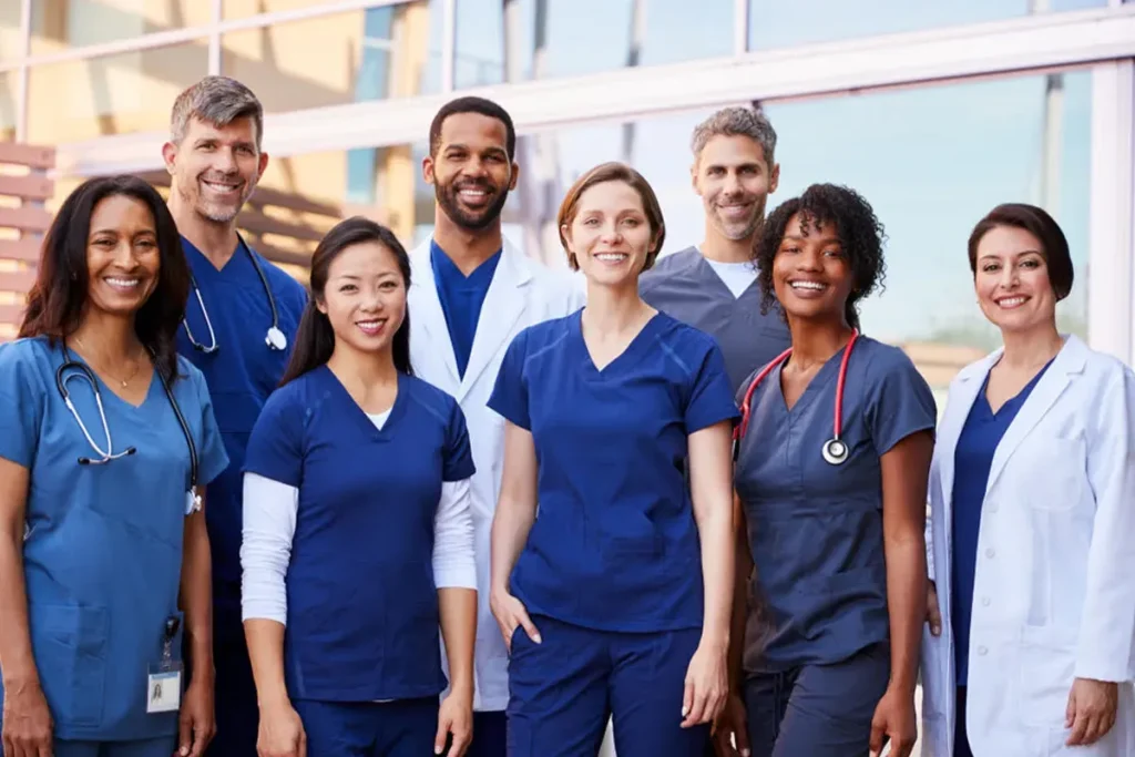 Medical Uniform Features That Improve Staff Performance
